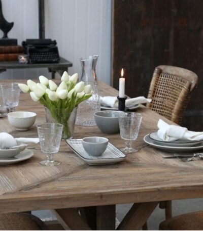 Διακόσμηση τραπεζαρίας σαλονιού