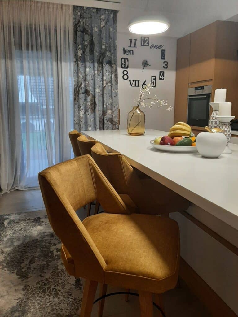 Διακόσμηση εσωτερικού χώρου σαλόνι & κουζίνα