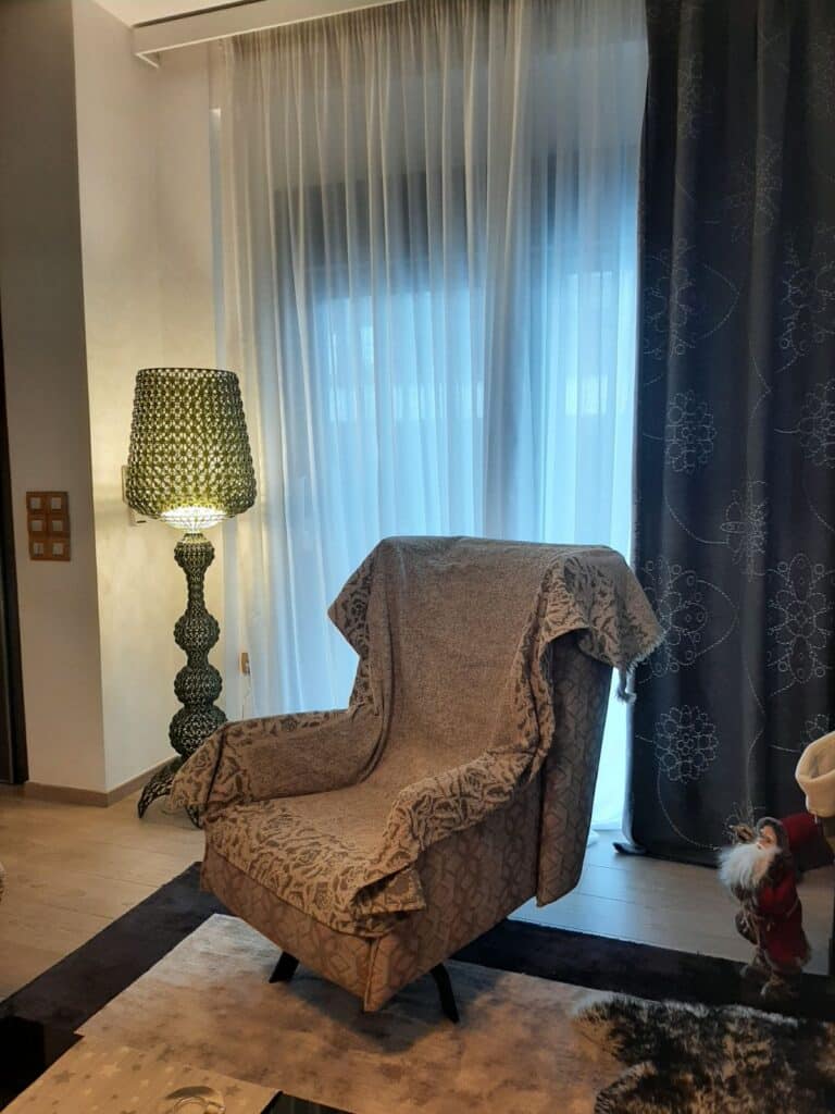 Διακόσμηση εσωτερικού χώρου σαλόνι & κουζίνα