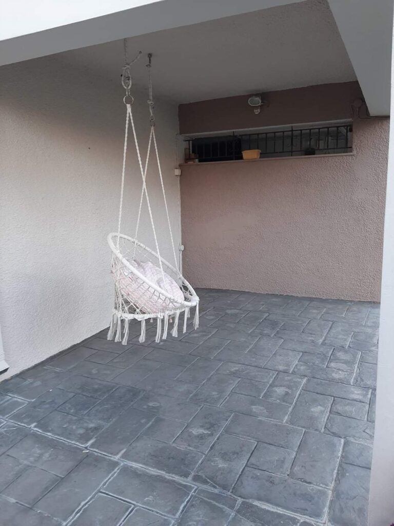 Διακόσμηση γωνιάς κήπου