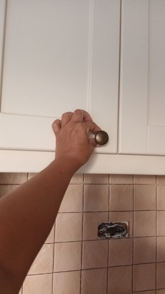 Συρτάρια & ντουλάπια κουζίνας