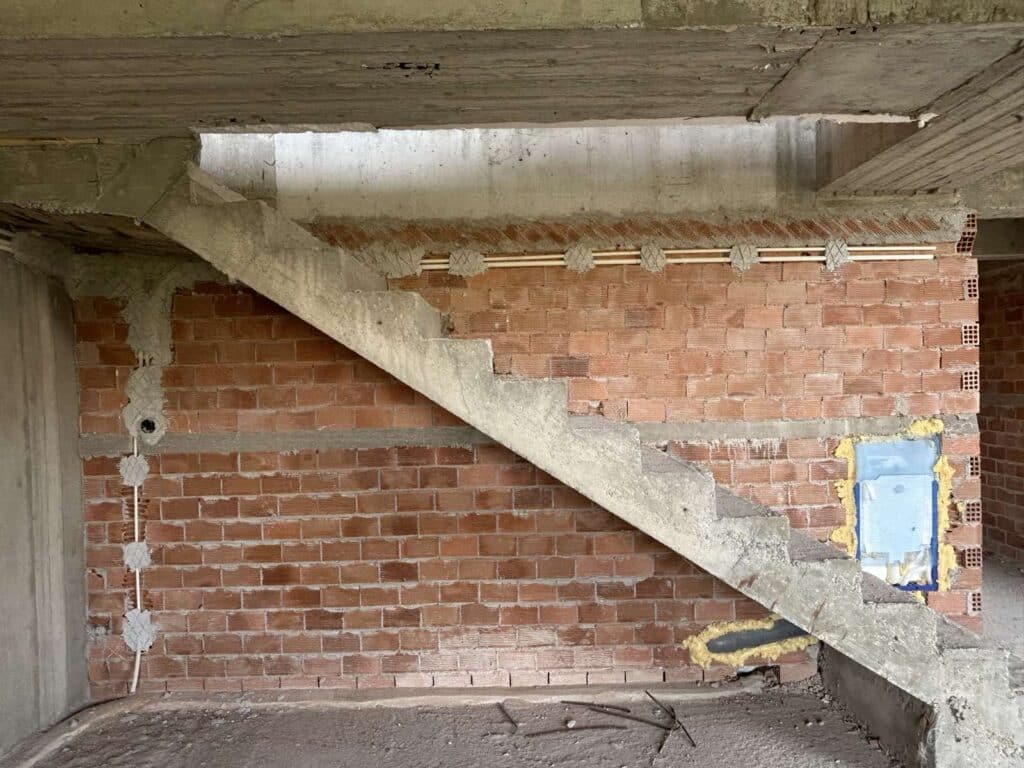 Σκάλα στην κουζίνα