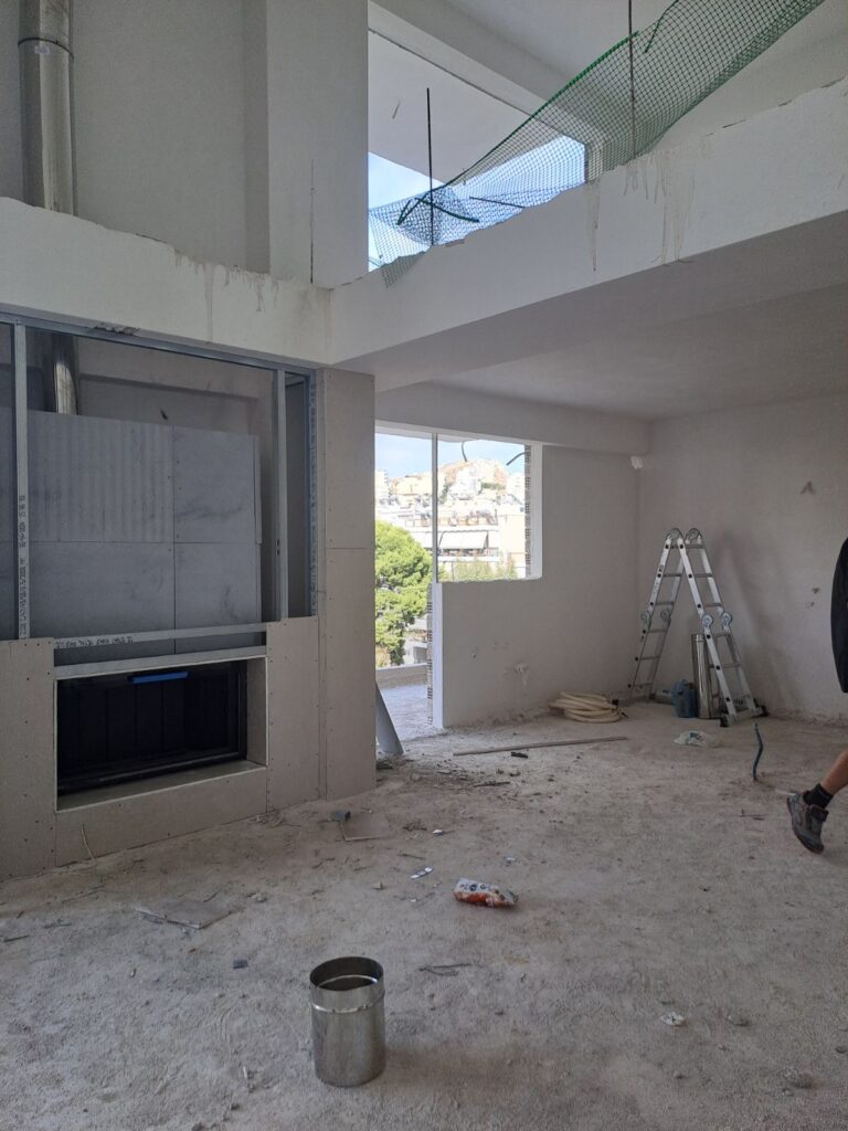 Τζάκι στο σαλόνι