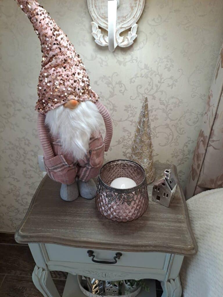 Υπνοδωμάτιο Χριστουγεννιάτικος στολισμός 2024