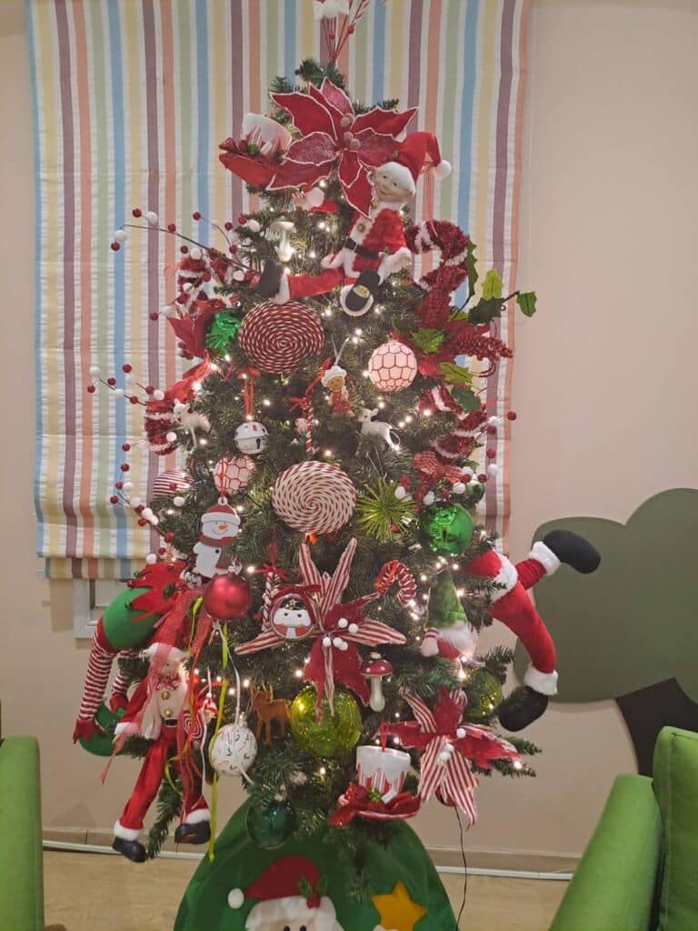 Ιατρείο Χριστουγεννιάτικος στολισμός 2024