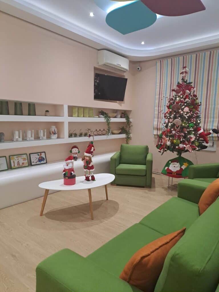 Ιατρείο Χριστουγεννιάτικος στολισμός 2024